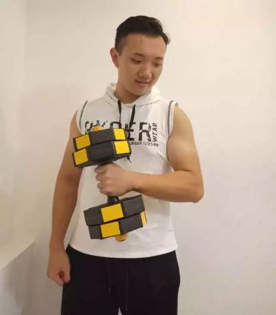 十年逆袭，男子成功减重重塑人生之旅