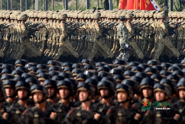 罕见阅兵训练画面曝光