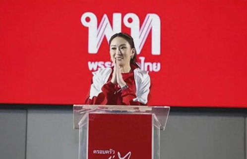 佩通坦出局后泰国政坛走向何方