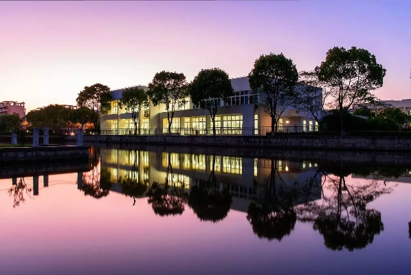上海建筑工业学院，海派匠心的时空烙印