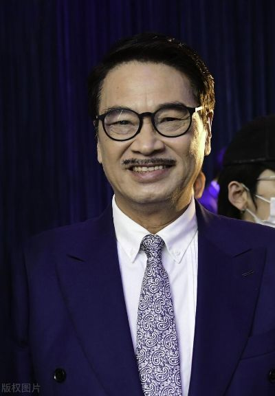 吴孟达最后的朋友圈，巨星谢幕，无尽哀思留人间