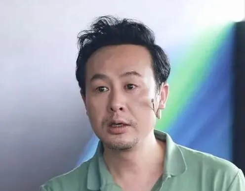张颂文走红背后，周杰欣慰谈行业坚守与蜕变
