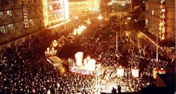历史与未来交汇处，理想之灯照亮新程