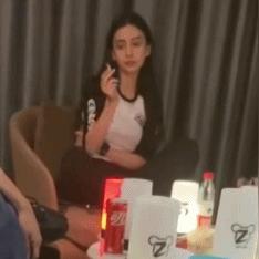 明星吸烟被拍，隐私权与公众形象之争再掀波澜