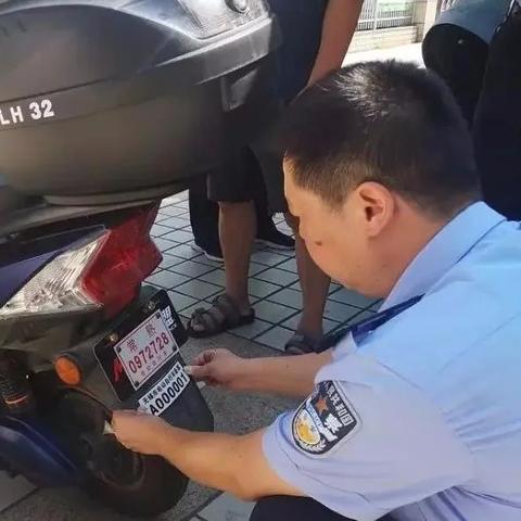 大货车上牌，花钱找中介一路顺畅？还是真的上牌难？