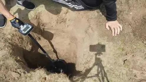 从视频中探索金属探测器的奥秘