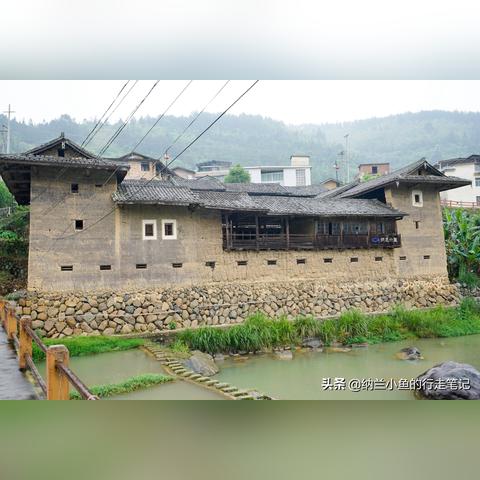 国防回应福建舰通过台湾海峡，捍卫国家主权与领土完整坚如磐石